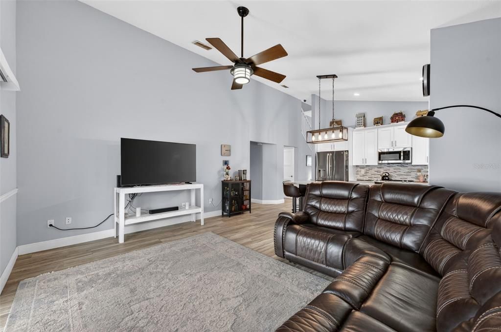 For Sale: $540,000 (4 beds, 2 baths, 2336 Square Feet)