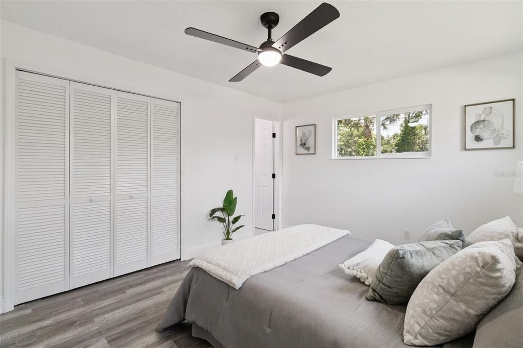 En Venta: $295,000 (3 camas, 2 baños, 1353 Pies cuadrados)
