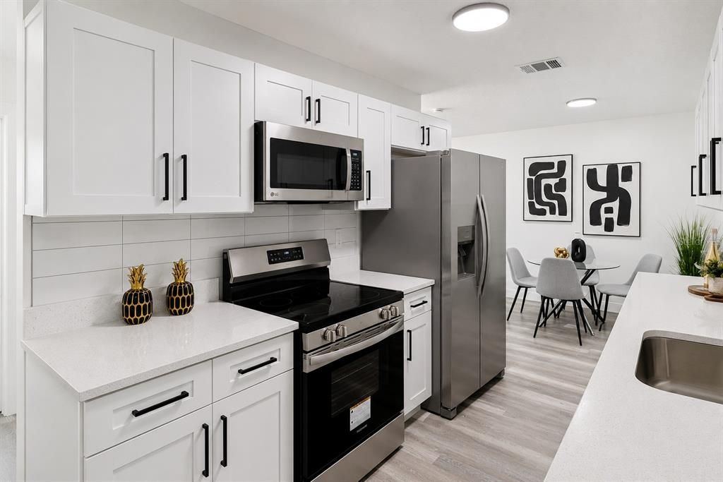 En Venta: $295,000 (3 camas, 2 baños, 1353 Pies cuadrados)