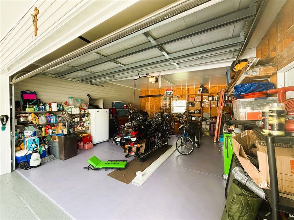 For Sale: $254,900 (3 beds, 2 baths, 1188 Square Feet)