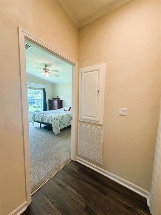 For Sale: $254,900 (3 beds, 2 baths, 1188 Square Feet)