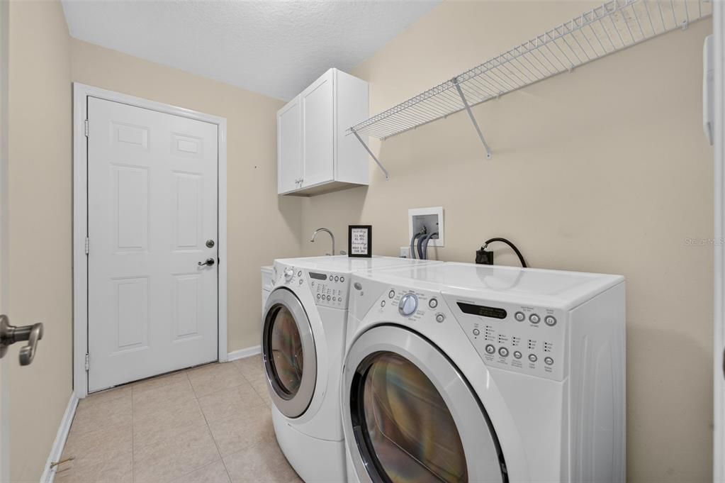 For Sale: $625,000 (4 beds, 3 baths, 2344 Square Feet)
