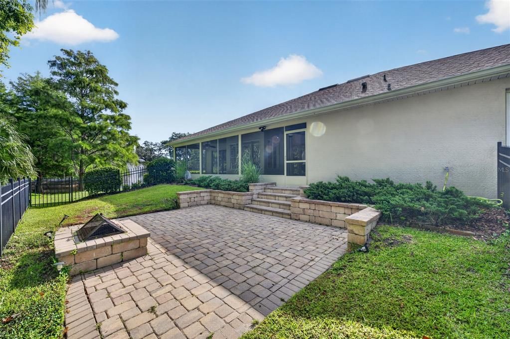 For Sale: $625,000 (4 beds, 3 baths, 2344 Square Feet)