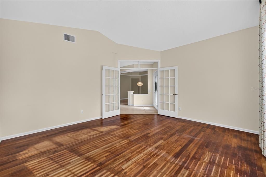 For Sale: $625,000 (4 beds, 3 baths, 2344 Square Feet)
