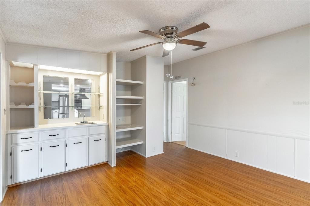Activo con contrato: $175,000 (2 camas, 2 baños, 1480 Pies cuadrados)