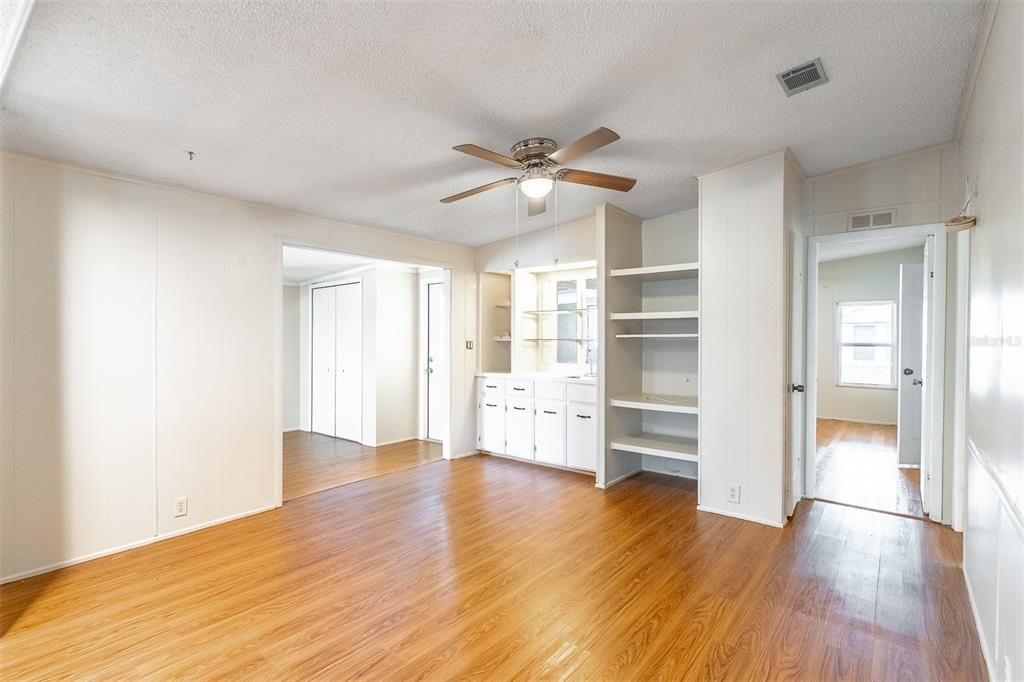 Activo con contrato: $175,000 (2 camas, 2 baños, 1480 Pies cuadrados)