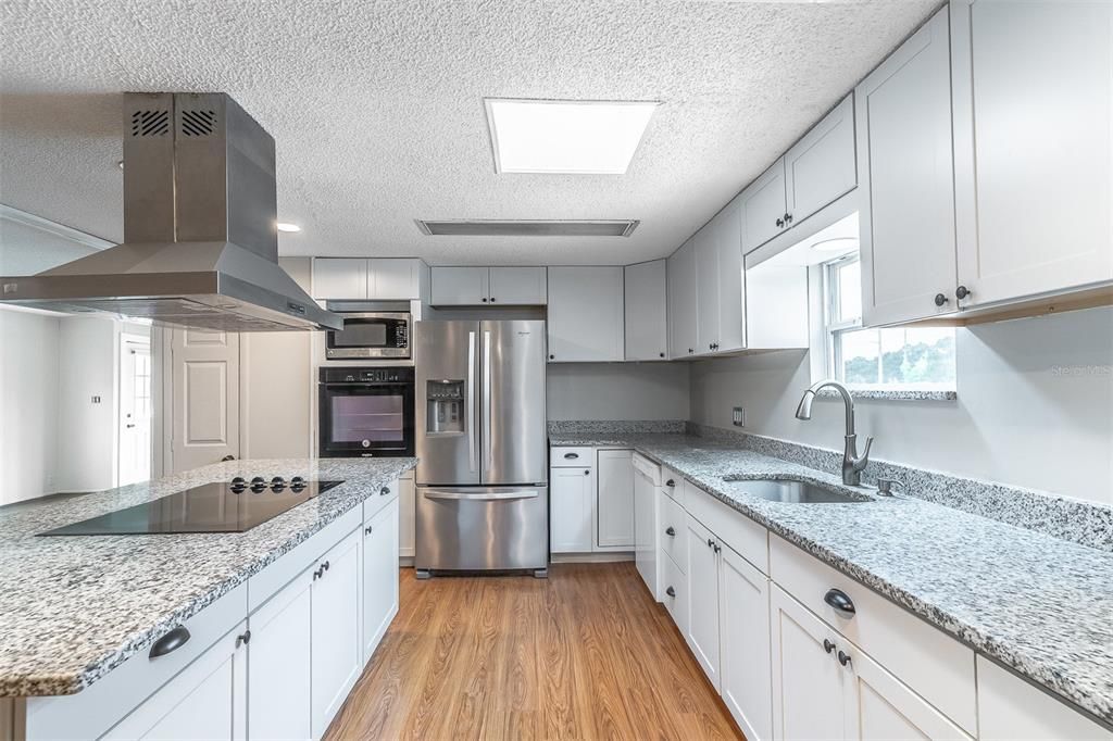 Activo con contrato: $175,000 (2 camas, 2 baños, 1480 Pies cuadrados)