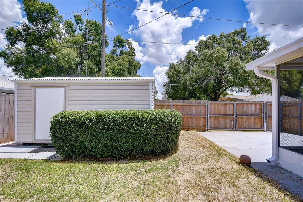 En Venta: $429,900 (3 camas, 2 baños, 1550 Pies cuadrados)