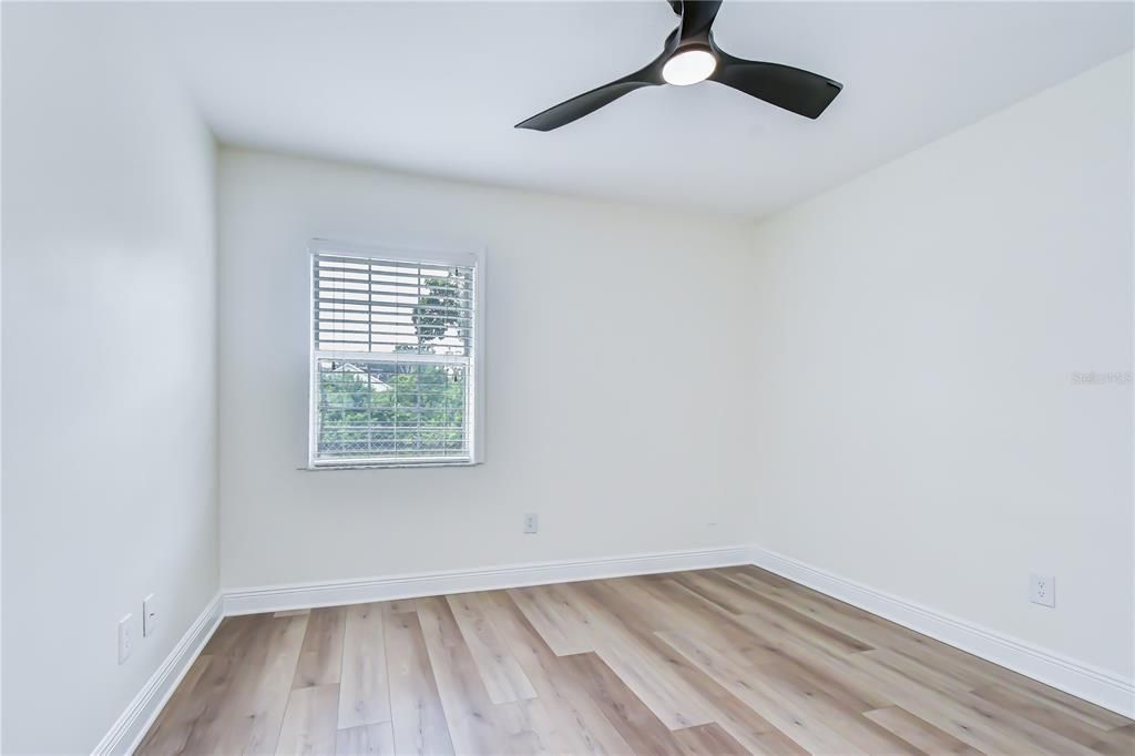En Venta: $429,900 (3 camas, 2 baños, 1550 Pies cuadrados)