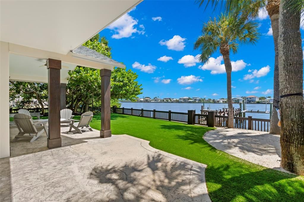 For Sale: $1,950,000 (3 beds, 3 baths, 2068 Square Feet)