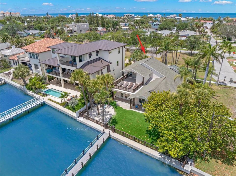 For Sale: $1,950,000 (3 beds, 3 baths, 2068 Square Feet)
