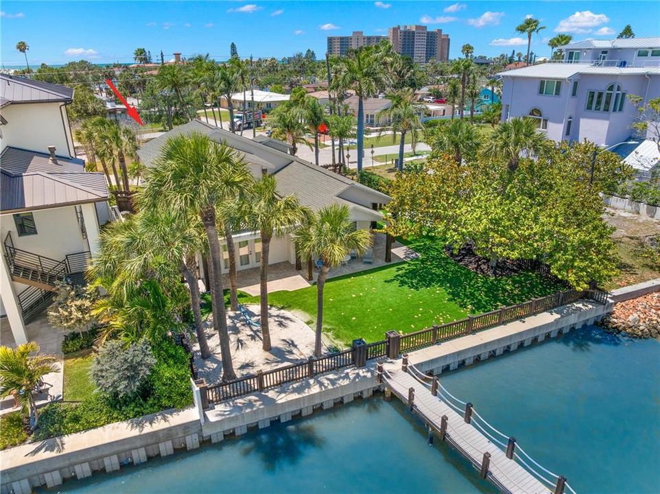 For Sale: $1,950,000 (3 beds, 3 baths, 2068 Square Feet)