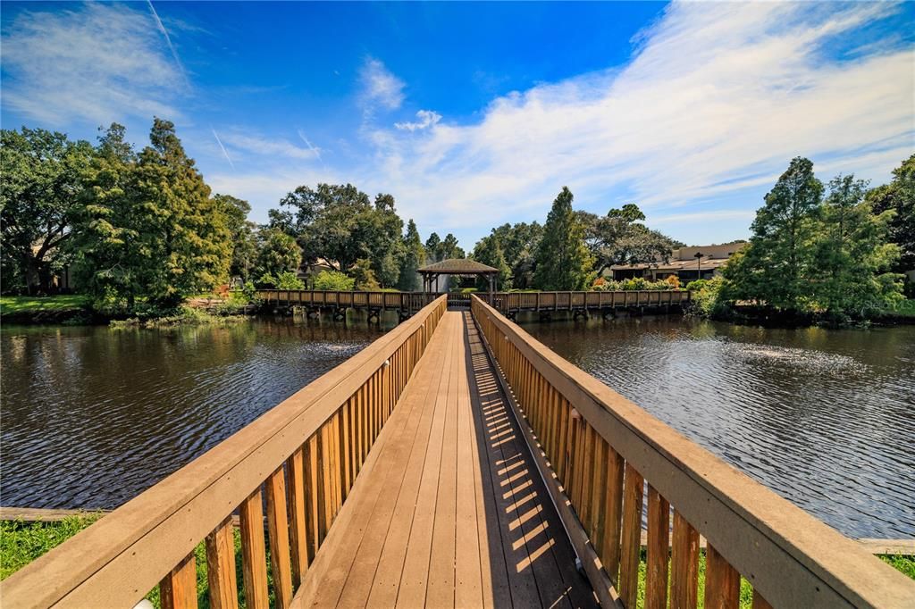 For Sale: $248,900 (2 beds, 2 baths, 1190 Square Feet)