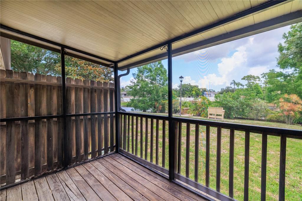 For Sale: $248,900 (2 beds, 2 baths, 1190 Square Feet)