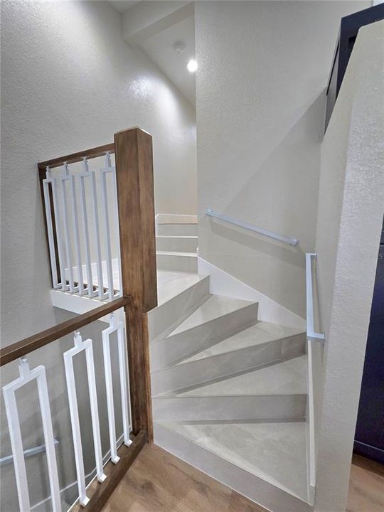 For Sale: $248,900 (2 beds, 2 baths, 1190 Square Feet)