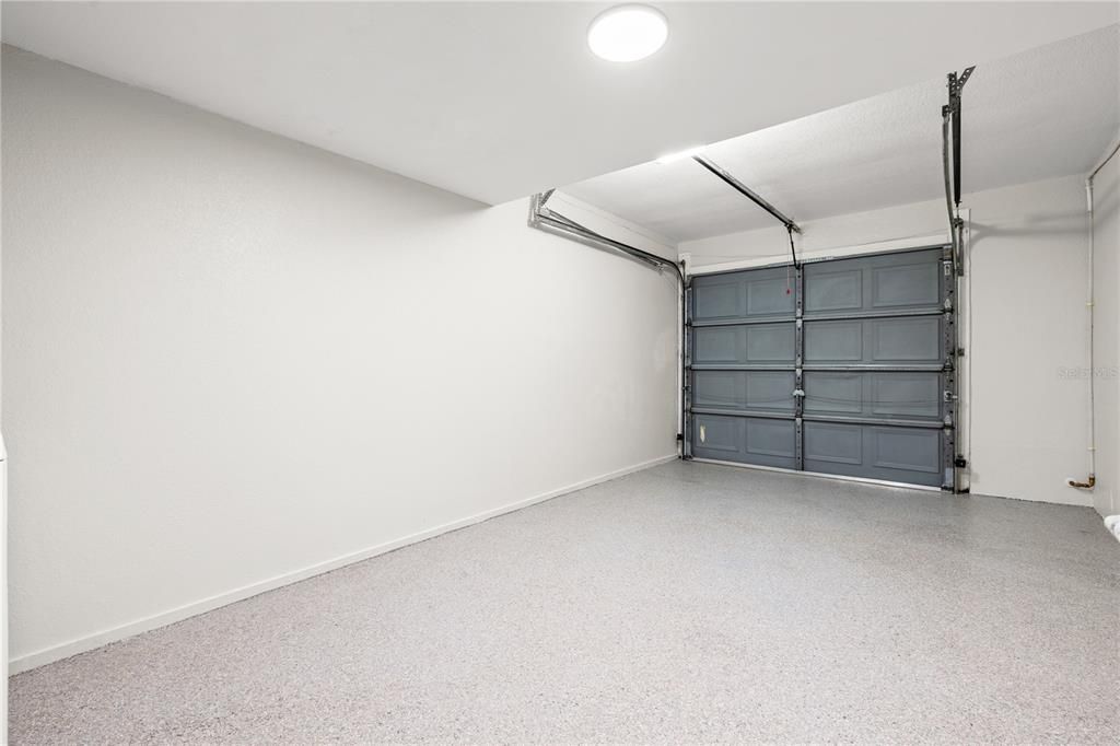For Sale: $248,900 (2 beds, 2 baths, 1190 Square Feet)