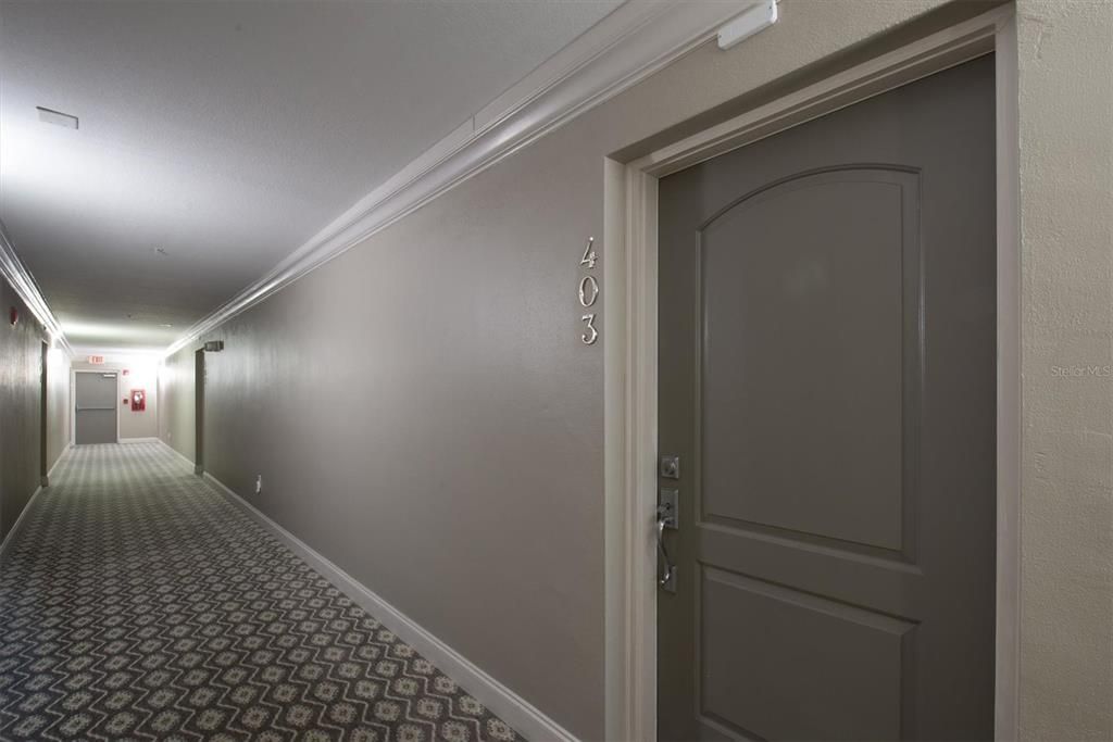 For Rent: $1,875 (1 beds, 1 baths, 660 Square Feet)