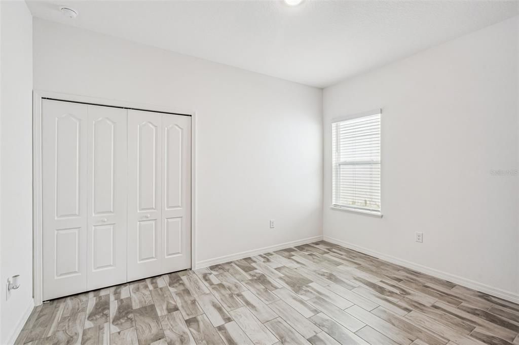 For Sale: $395,000 (3 beds, 2 baths, 1978 Square Feet)