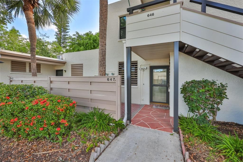 For Sale: $195,000 (2 beds, 2 baths, 1108 Square Feet)