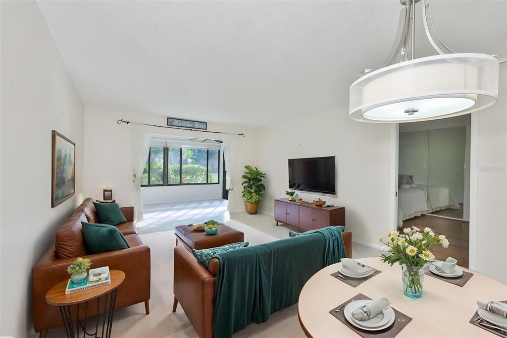 For Sale: $195,000 (2 beds, 2 baths, 1108 Square Feet)