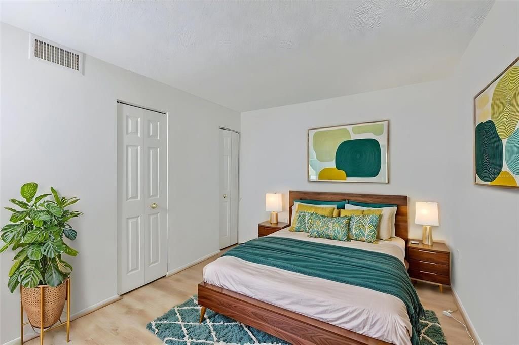For Sale: $195,000 (2 beds, 2 baths, 1108 Square Feet)