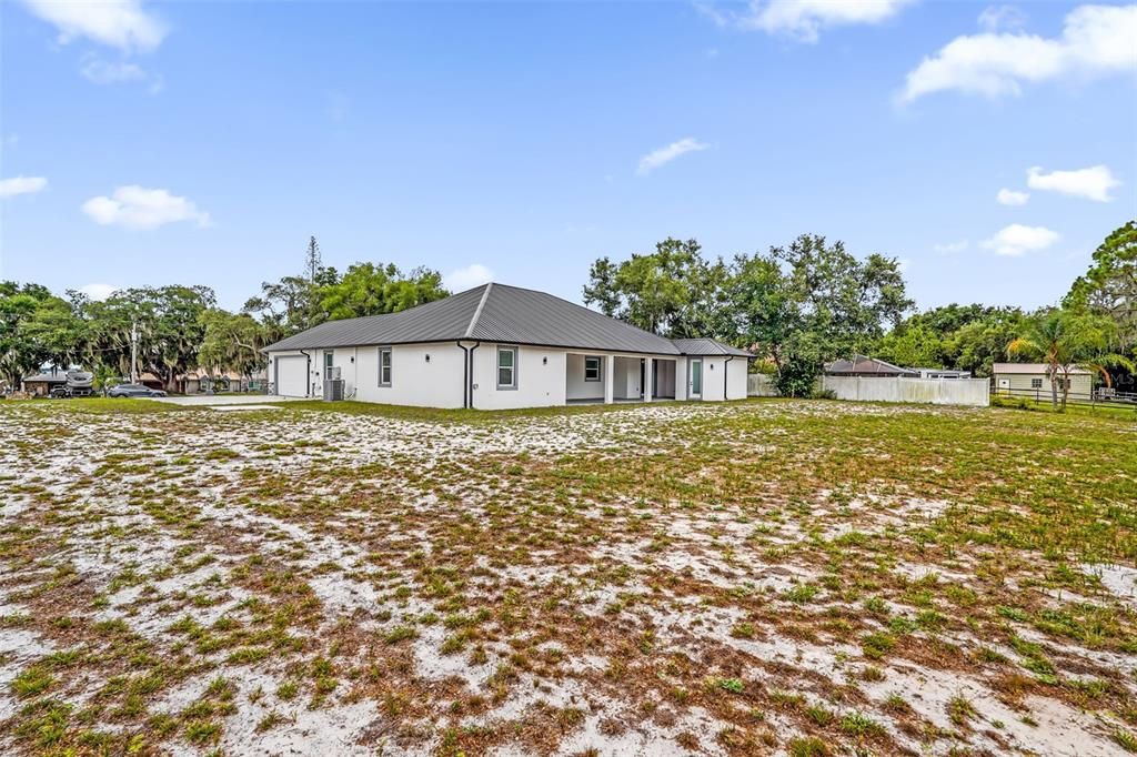 For Sale: $650,000 (4 beds, 4 baths, 3290 Square Feet)