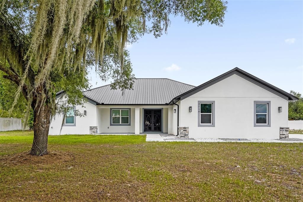 For Sale: $650,000 (4 beds, 4 baths, 3290 Square Feet)