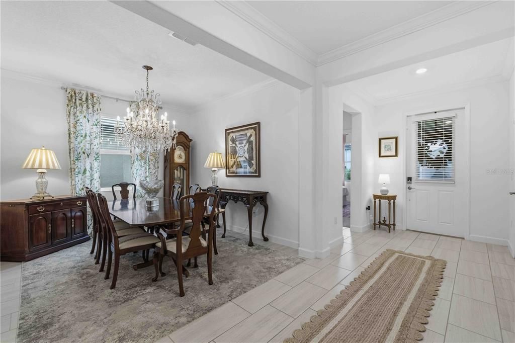 En Venta: $450,000 (3 camas, 3 baños, 2395 Pies cuadrados)