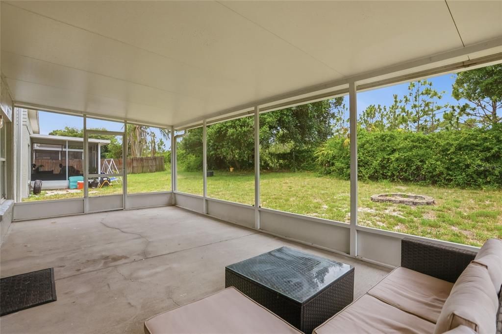For Sale: $449,000 (4 beds, 3 baths, 2016 Square Feet)