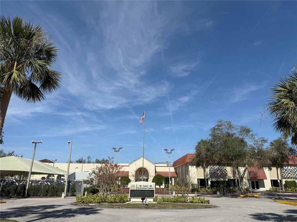 For Sale: $465,000 (3 beds, 2 baths, 2009 Square Feet)