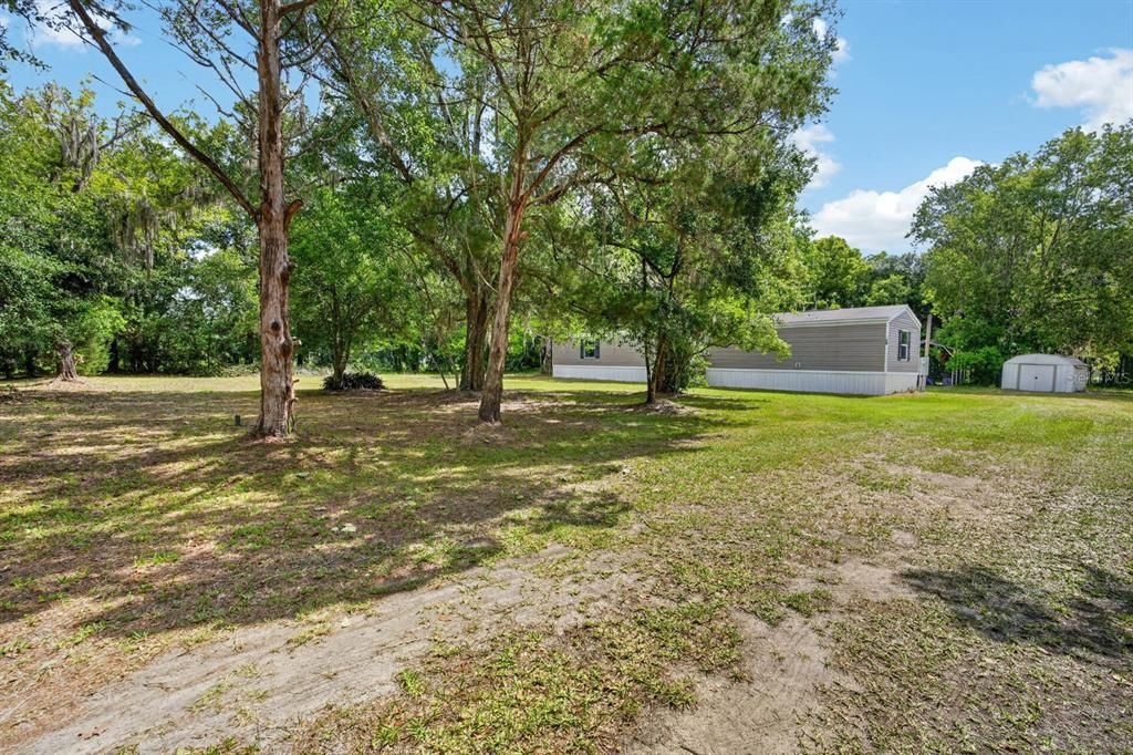 For Sale: $235,000 (3 beds, 2 baths, 1216 Square Feet)