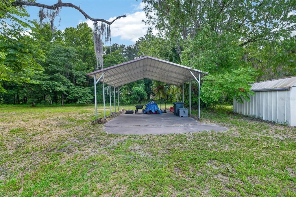For Sale: $235,000 (3 beds, 2 baths, 1216 Square Feet)