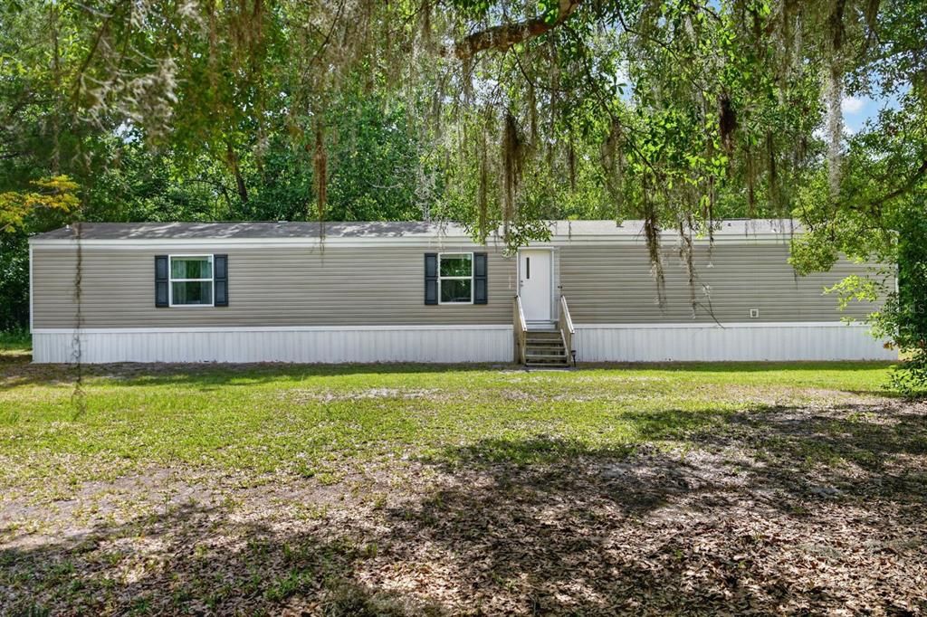 For Sale: $235,000 (3 beds, 2 baths, 1216 Square Feet)