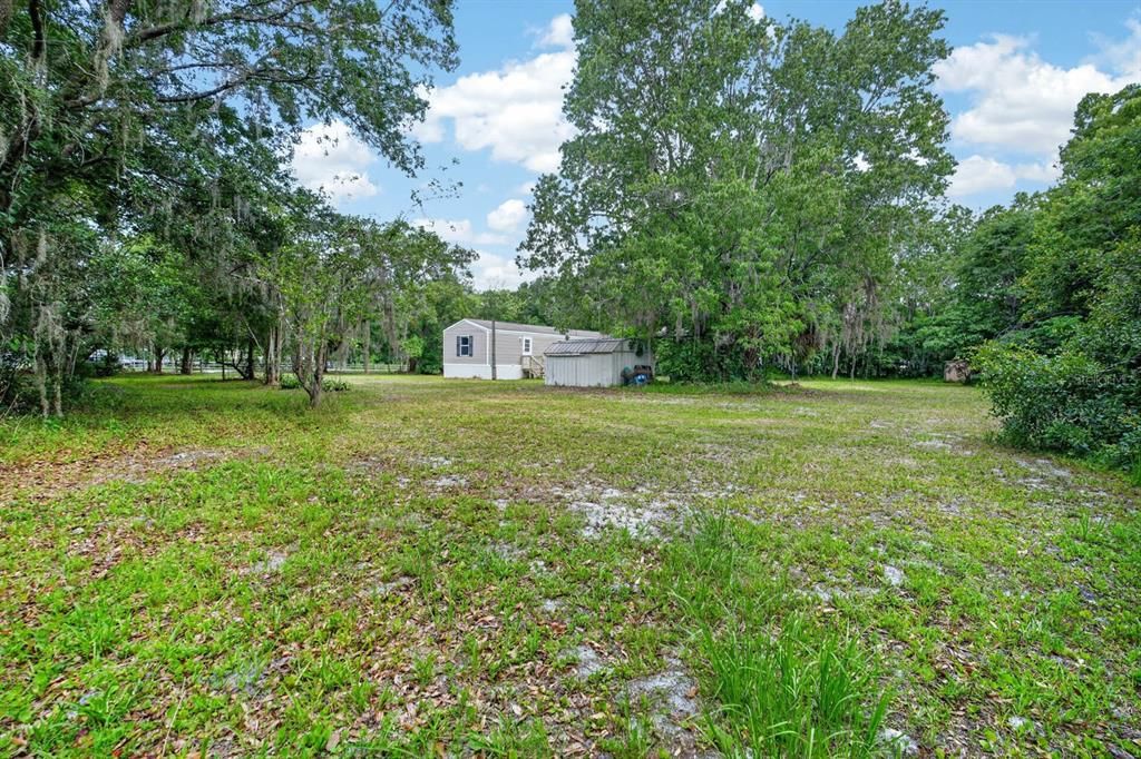For Sale: $235,000 (3 beds, 2 baths, 1216 Square Feet)