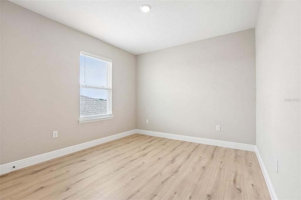 En Venta: $499,900 (5 camas, 3 baños, 2964 Pies cuadrados)