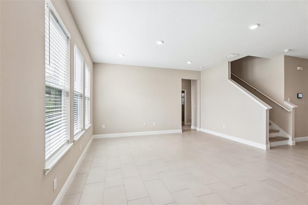 En Venta: $499,900 (5 camas, 3 baños, 2964 Pies cuadrados)