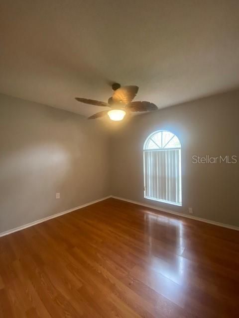 For Rent: $2,100 (3 beds, 2 baths, 1200 Square Feet)