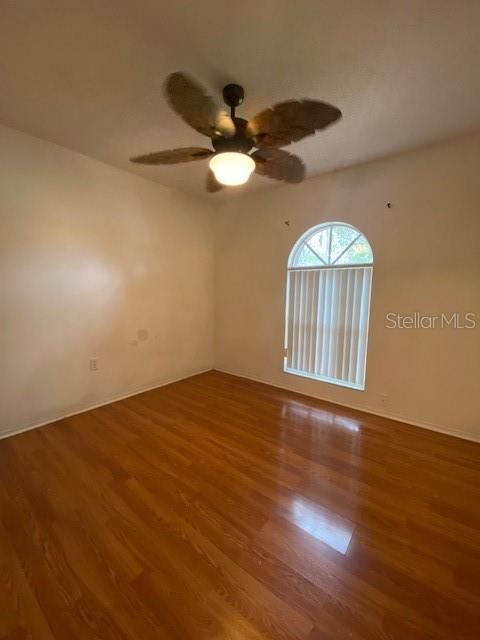 For Rent: $2,100 (3 beds, 2 baths, 1200 Square Feet)