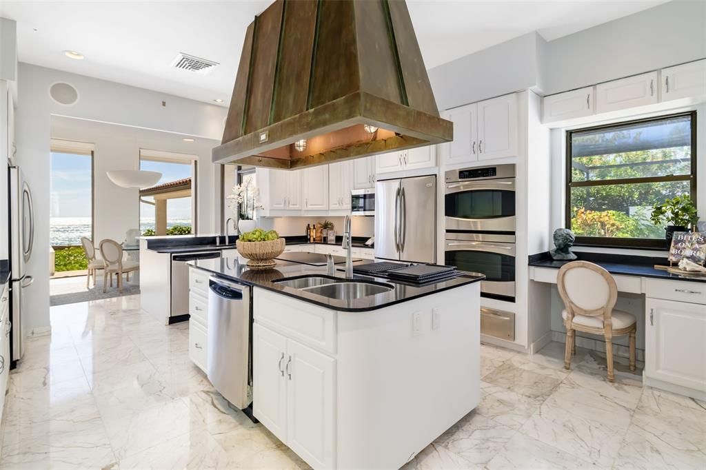 En Venta: $14,900,000 (6 camas, 4 baños, 9162 Pies cuadrados)