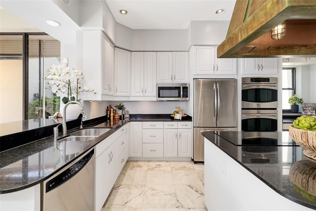 En Venta: $14,900,000 (6 camas, 4 baños, 9162 Pies cuadrados)