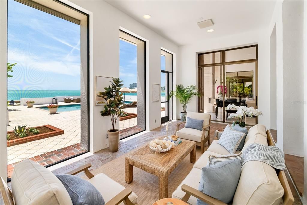 En Venta: $14,900,000 (6 camas, 4 baños, 9162 Pies cuadrados)