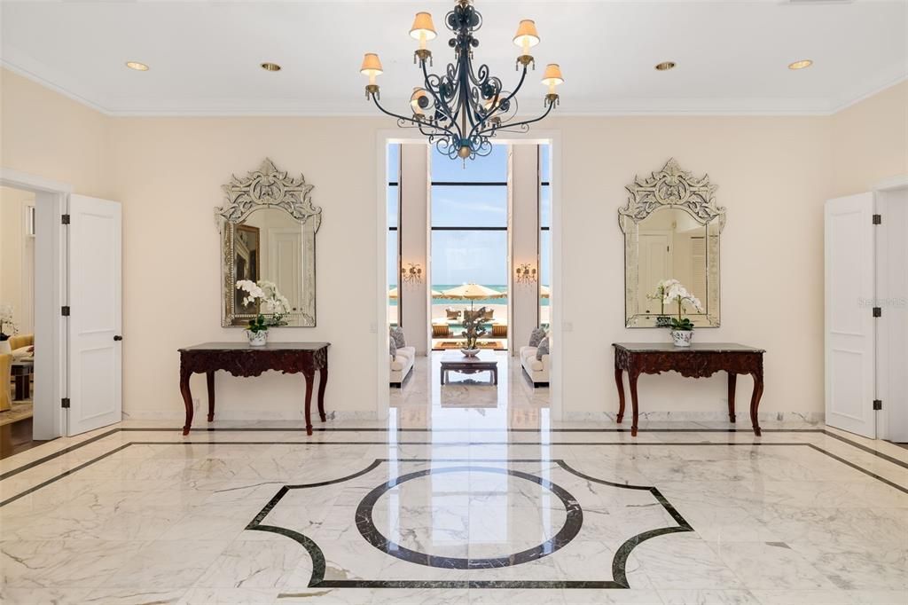 En Venta: $14,900,000 (6 camas, 4 baños, 9162 Pies cuadrados)