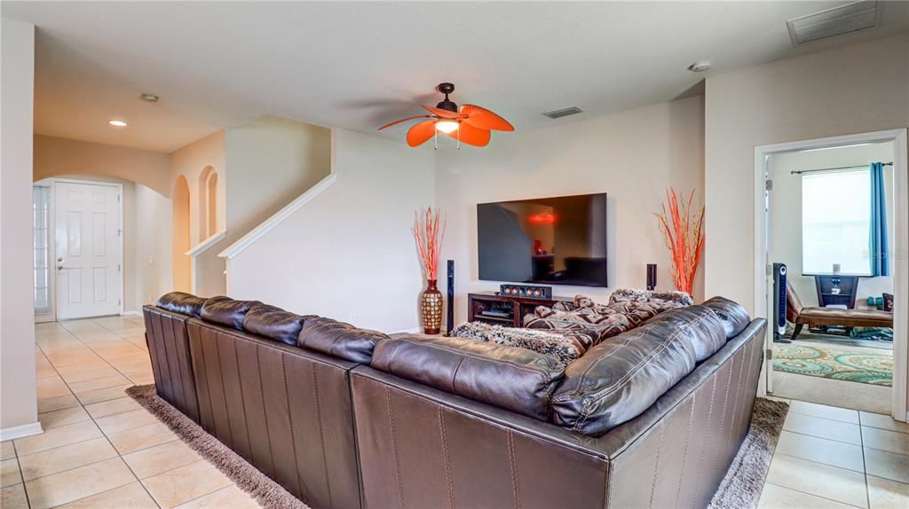 For Sale: $440,000 (4 beds, 2 baths, 2397 Square Feet)