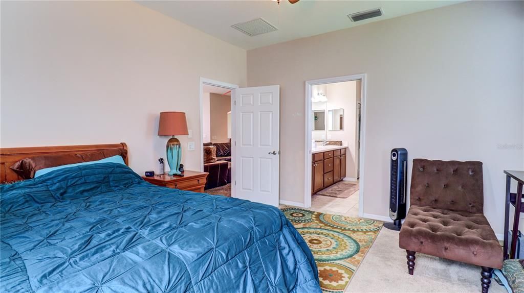 For Sale: $440,000 (4 beds, 2 baths, 2397 Square Feet)