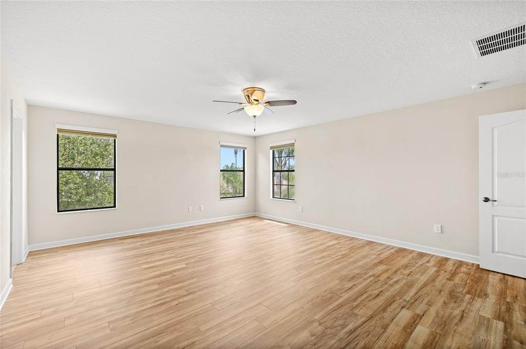 En Venta: $765,000 (7 camas, 4 baños, 3899 Pies cuadrados)