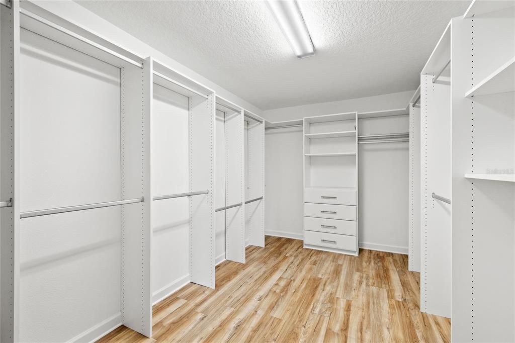En Venta: $765,000 (7 camas, 4 baños, 3899 Pies cuadrados)
