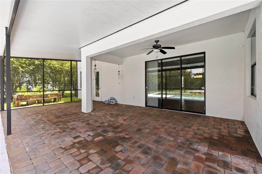 En Venta: $765,000 (7 camas, 4 baños, 3899 Pies cuadrados)