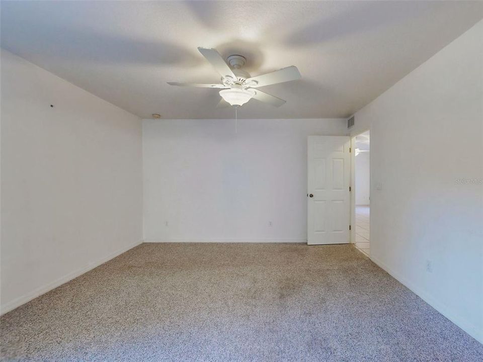 For Sale: $365,000 (3 beds, 2 baths, 1731 Square Feet)