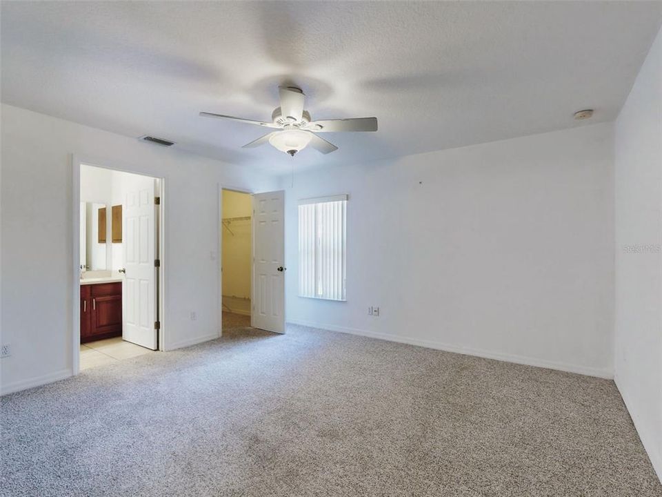 For Sale: $365,000 (3 beds, 2 baths, 1731 Square Feet)