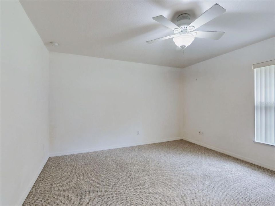 For Sale: $365,000 (3 beds, 2 baths, 1731 Square Feet)